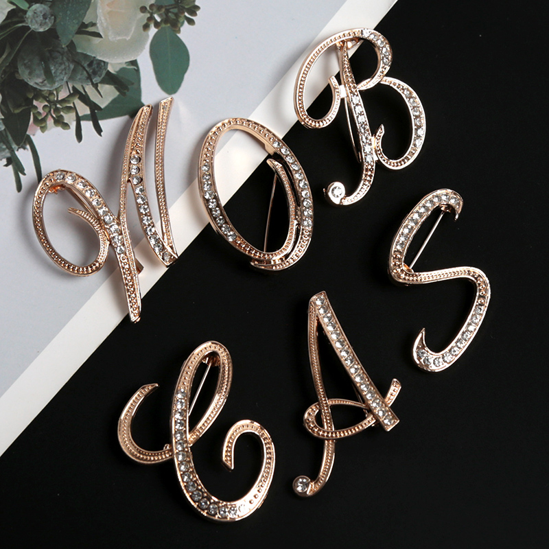 Women Accessories In English - Moda Kadın Taklidi Broş A-Z İngilizce